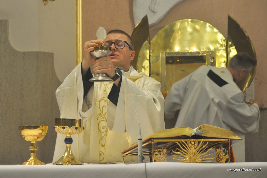 73 Liturgia eucharystyczna.jpg